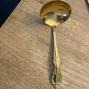 Vintage William Rogers Silver Extra Plate Gold Ladle Soup Gravy Spoon 7” Floral